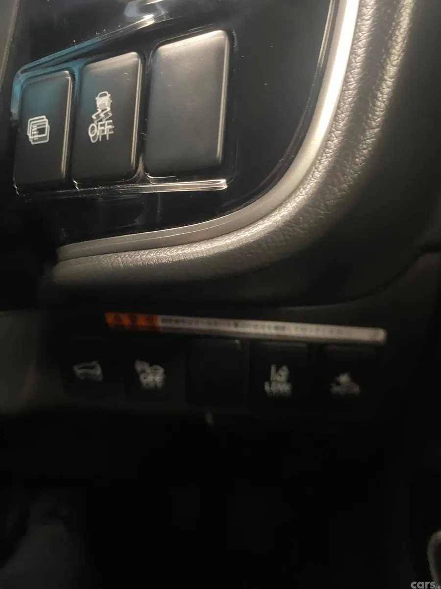 Mitsubishi Outlander SUV, Petrol Plug-in Hybrid, 2017, White