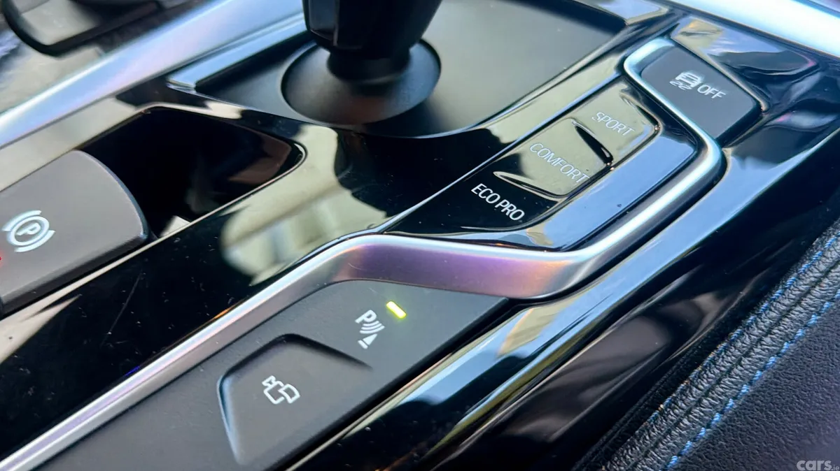 BMW 5-Series Saloon, Diesel, 2018, White