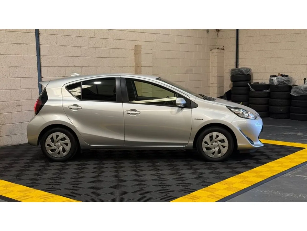 Toyota Aqua Hatchback, Petrol Hybrid, 2020, Silver