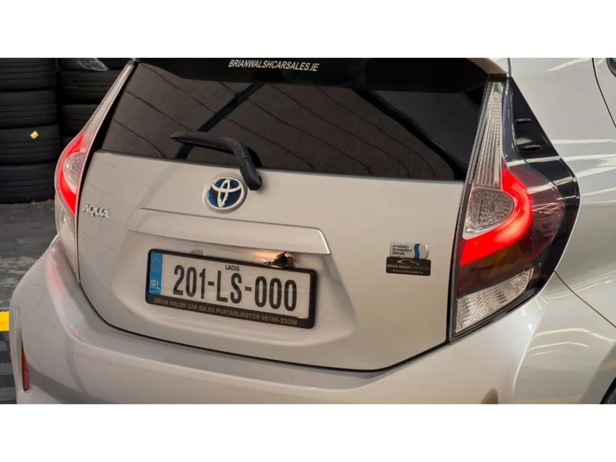 Toyota Aqua Hatchback, Petrol Hybrid, 2020, Silver