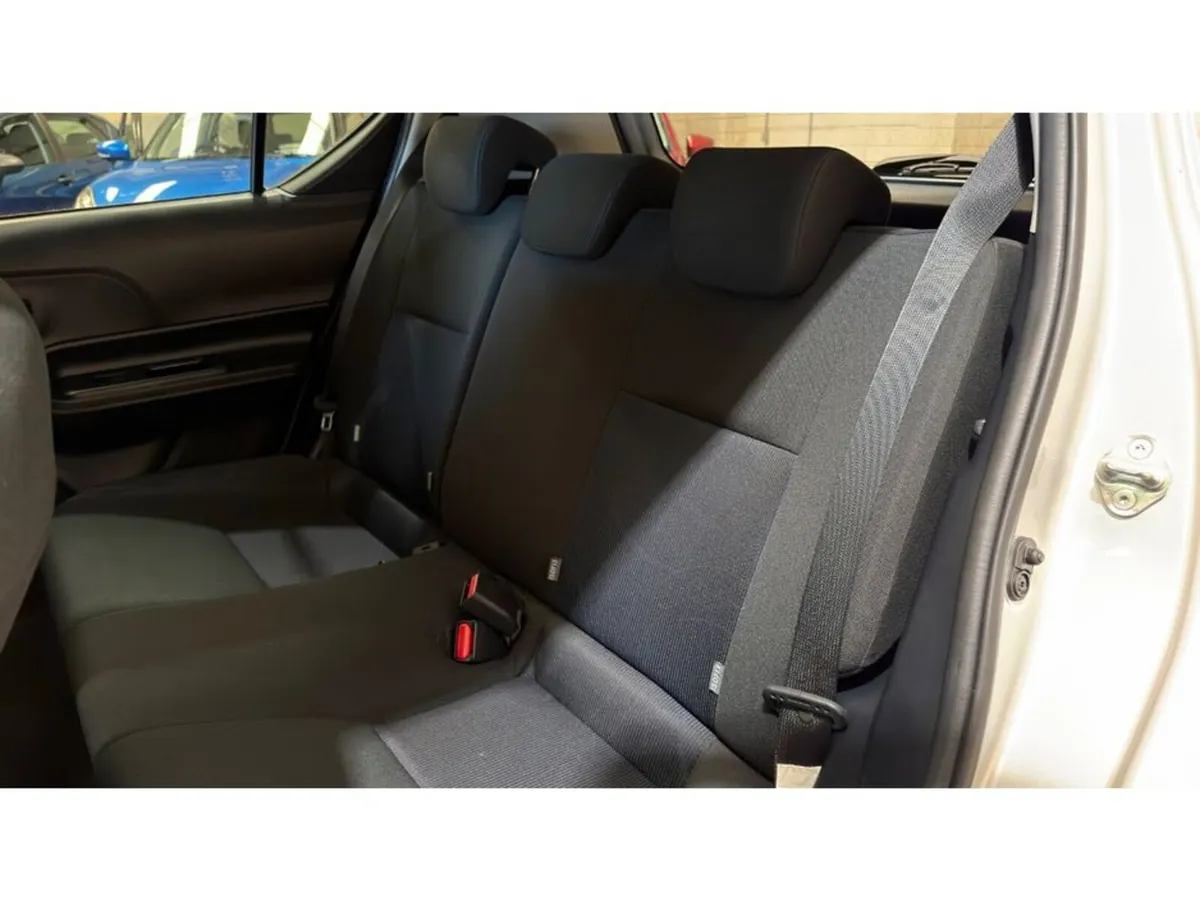 Toyota Aqua Hatchback, Petrol Hybrid, 2020, Silver