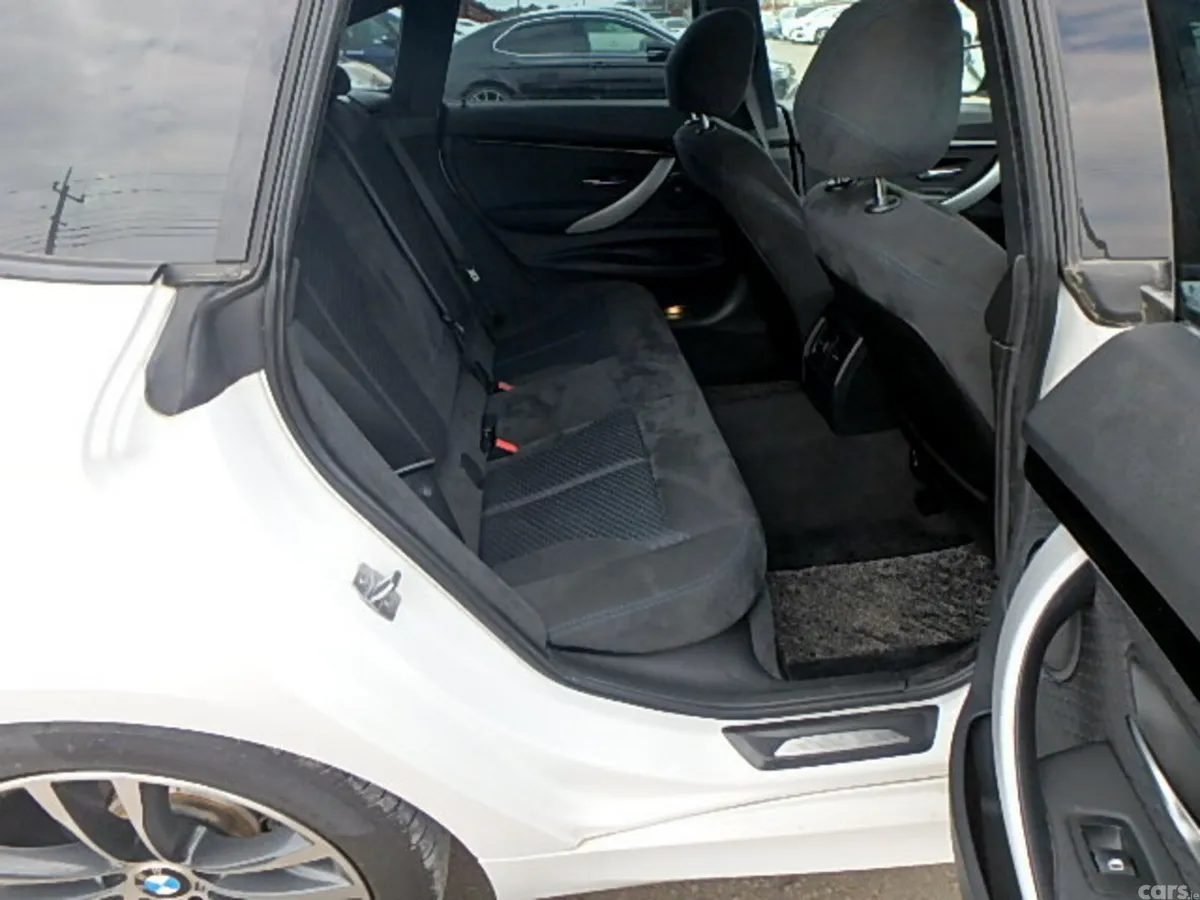 BMW 3-Series Hatchback, Petrol, 2015, White