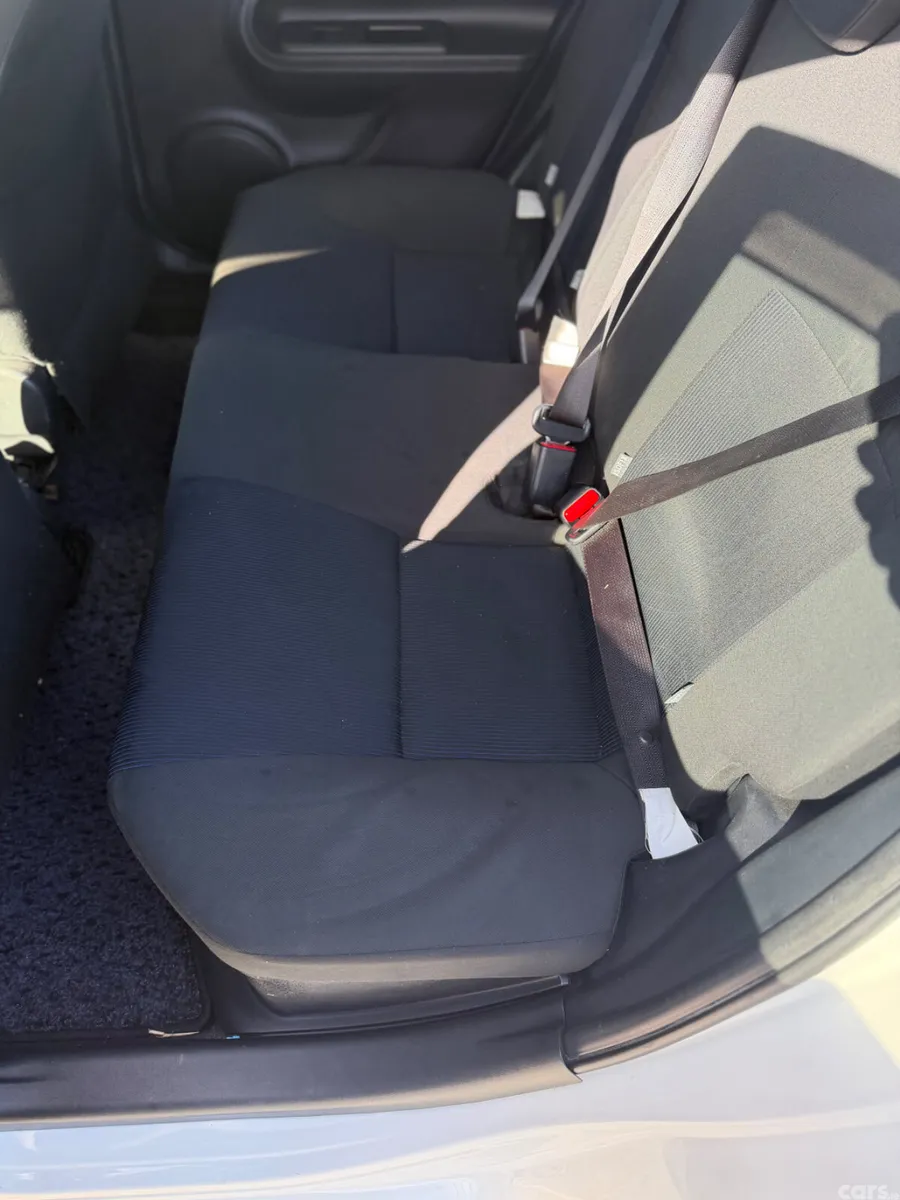 Toyota Aqua Hatchback, Petrol Hybrid, 2015, White