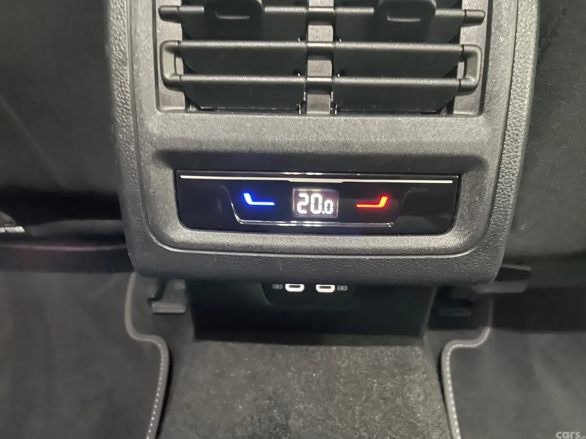 Volkswagen Golf Hatchback, Diesel, 2023, Grey
