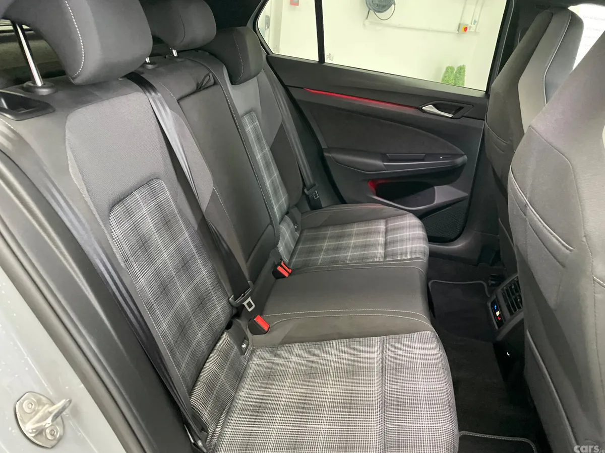 Volkswagen Golf Hatchback, Diesel, 2023, Grey