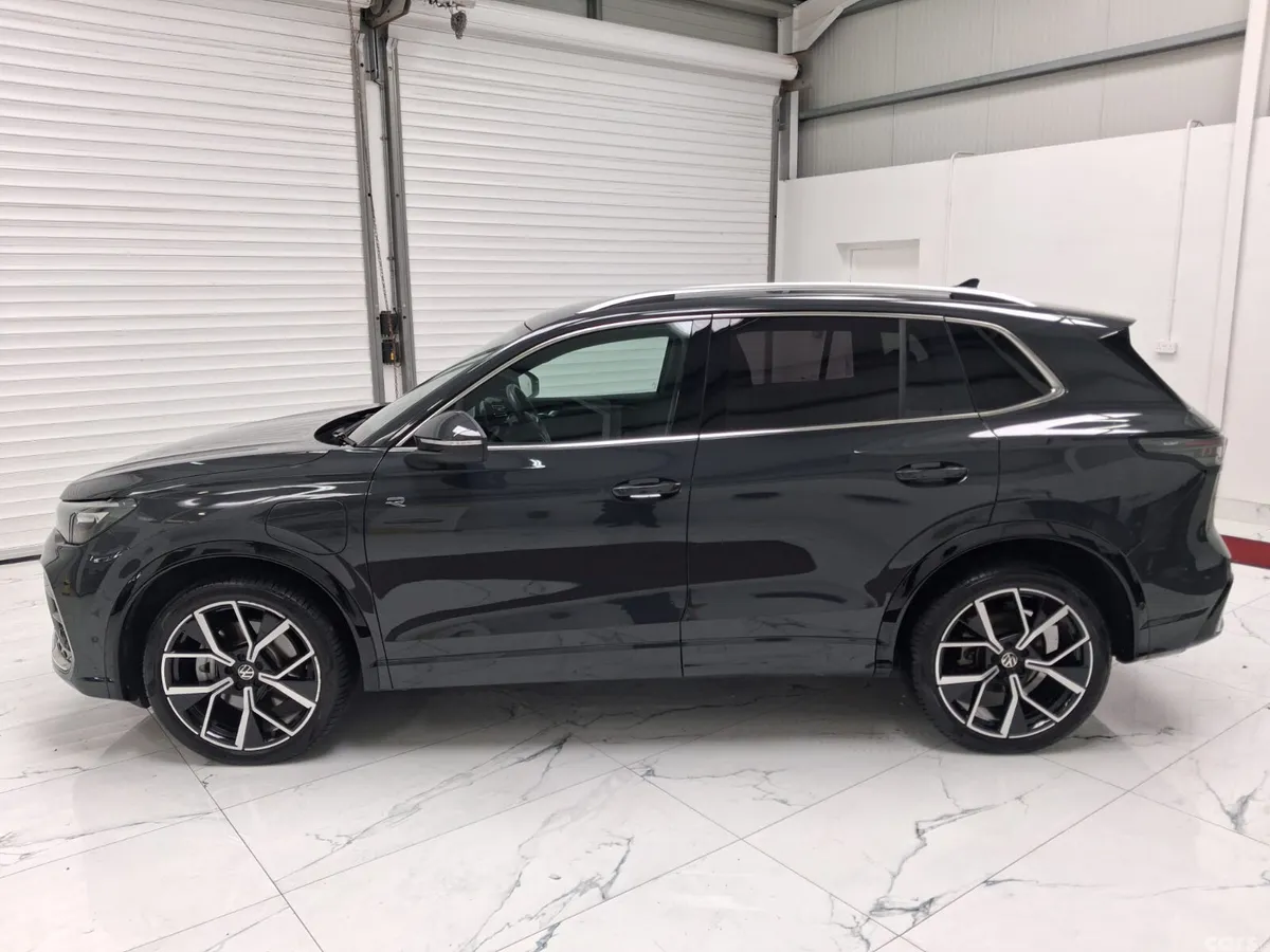 Volkswagen Tiguan SUV, Petrol Hybrid, 2025, Grey