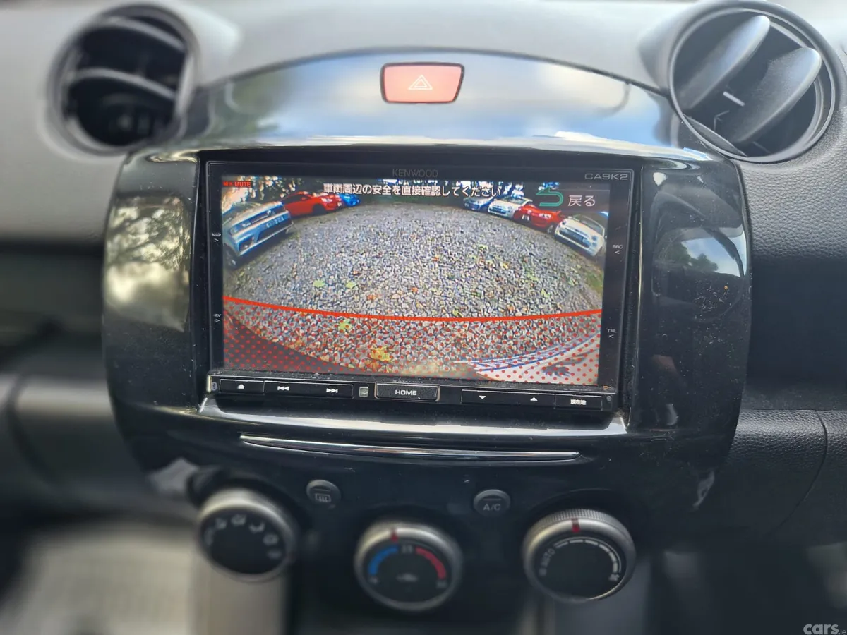 Mazda Demio MPV, Petrol, 2014, Red
