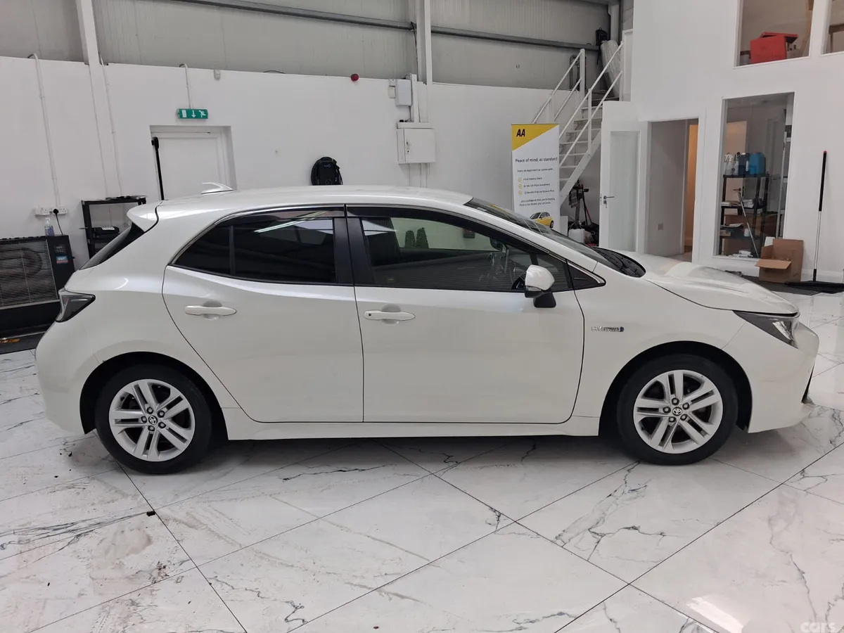 Toyota Corolla Hatchback, Petrol Hybrid, 2019, White