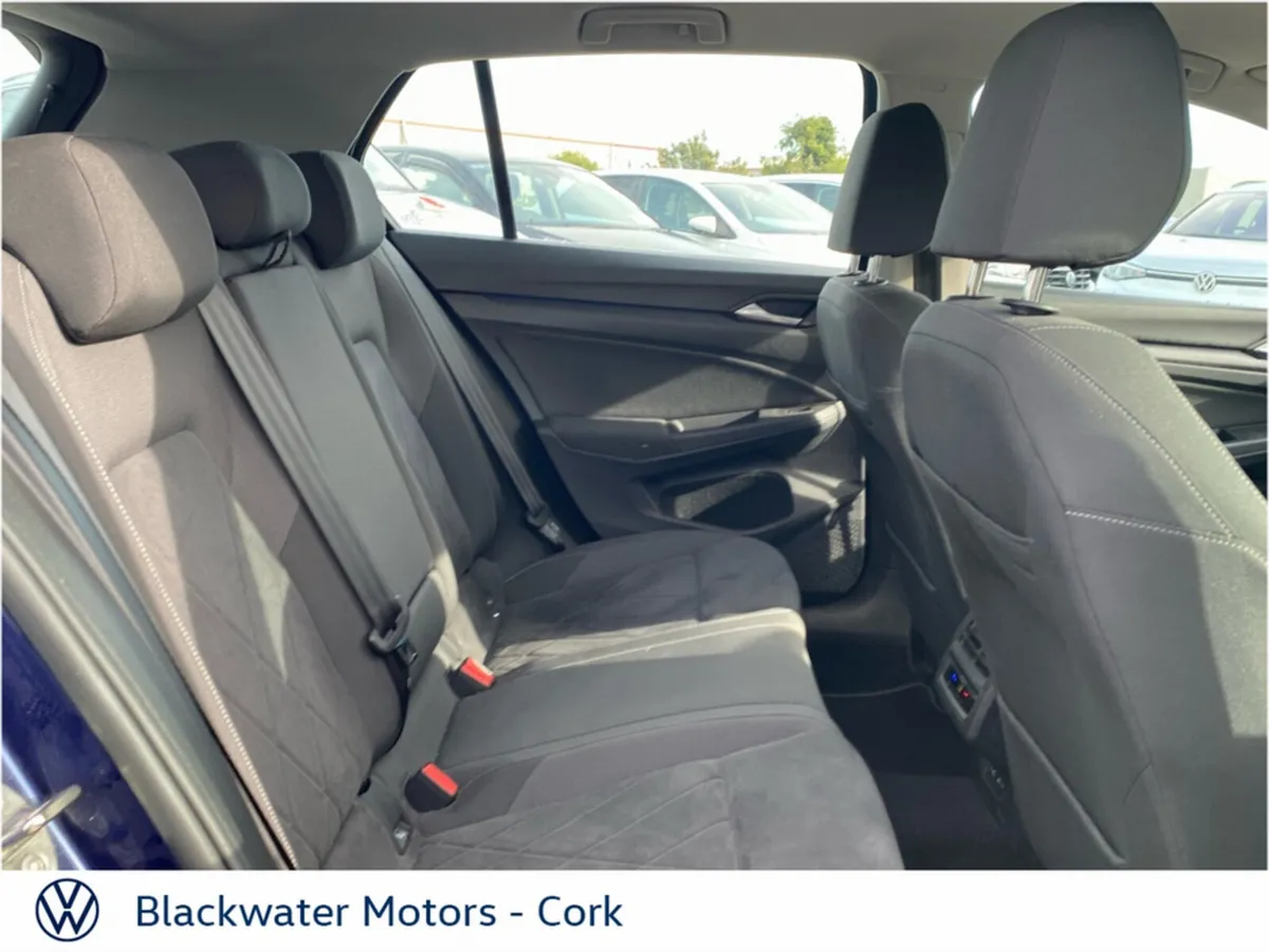 Volkswagen Golf Estate, Diesel, 2022, Blue