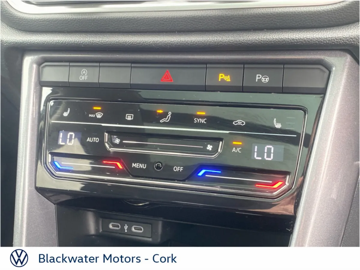 Volkswagen T-Roc SUV, Petrol, 2023, Grey