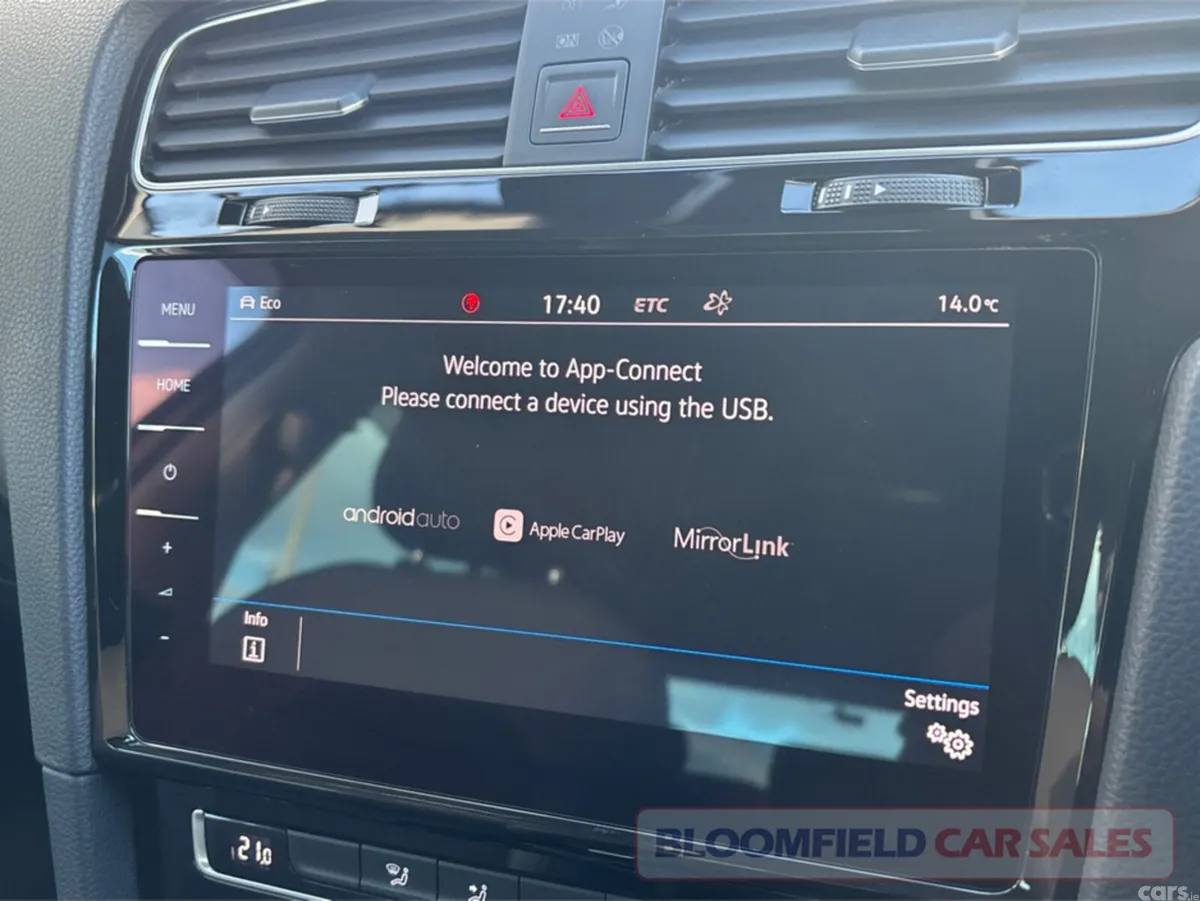 Volkswagen Golf Hatchback, Petrol, 2018, Silver