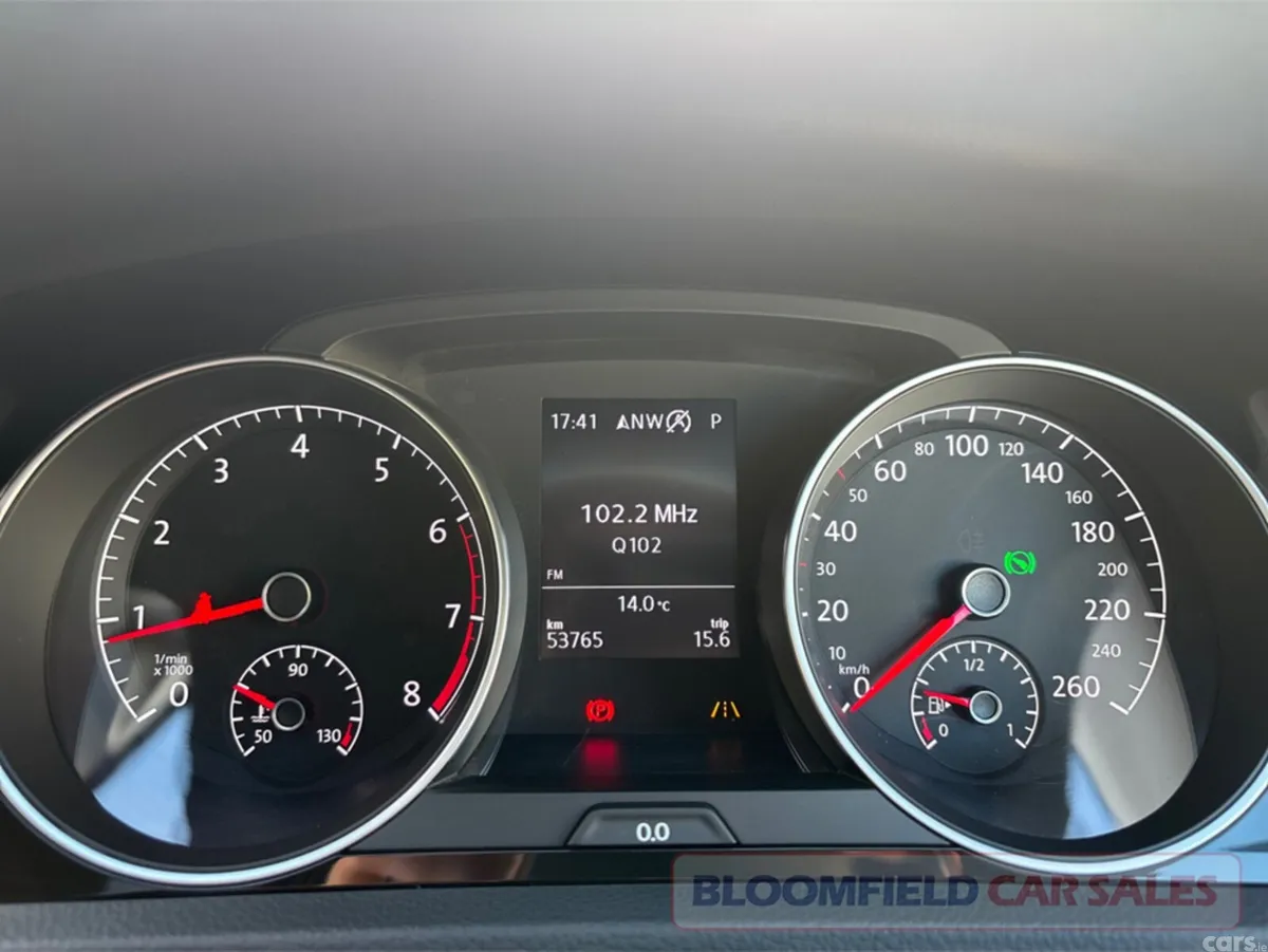 Volkswagen Golf Hatchback, Petrol, 2018, Silver
