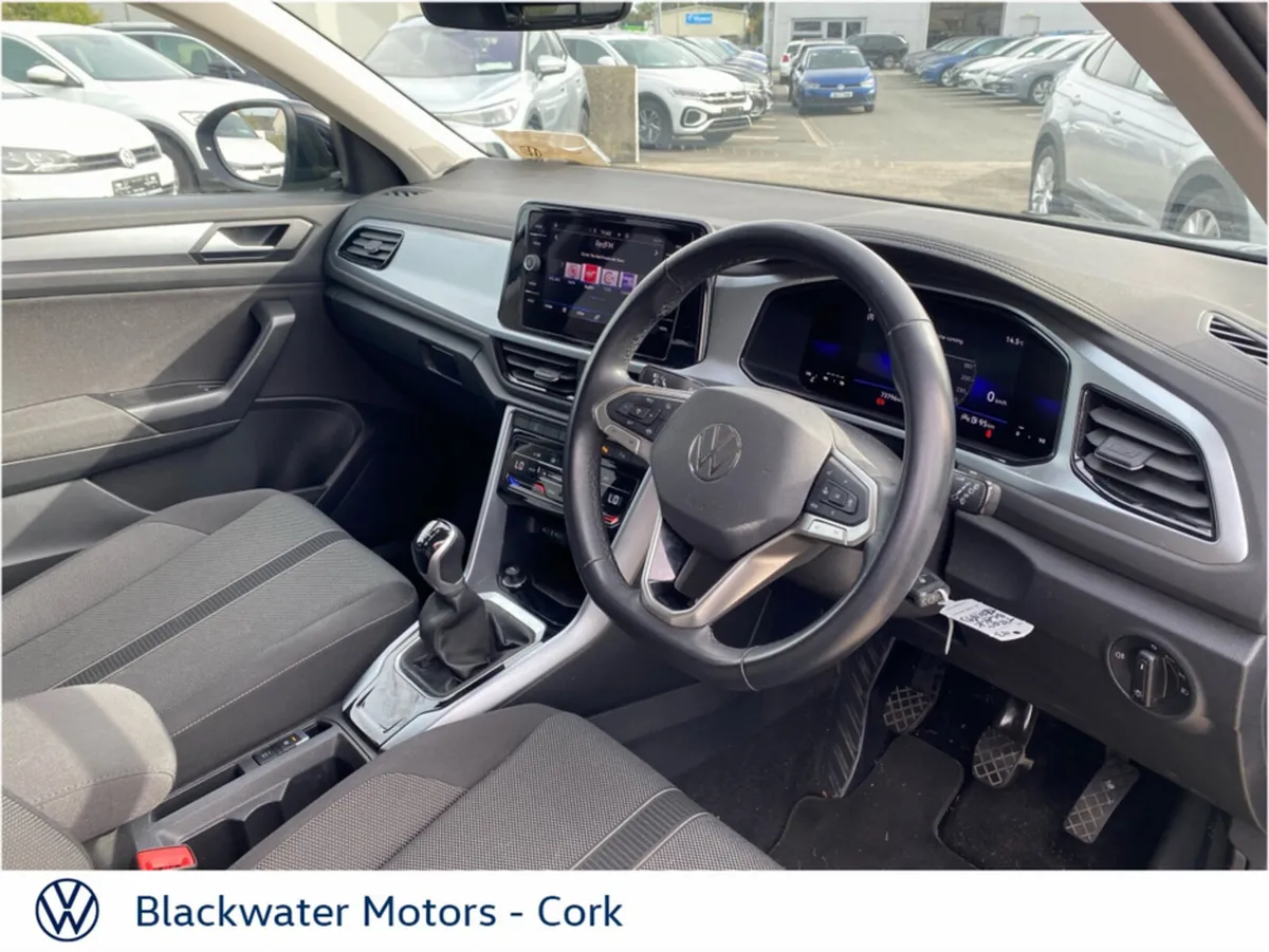 Volkswagen T-Roc SUV, Petrol, 2023, Black