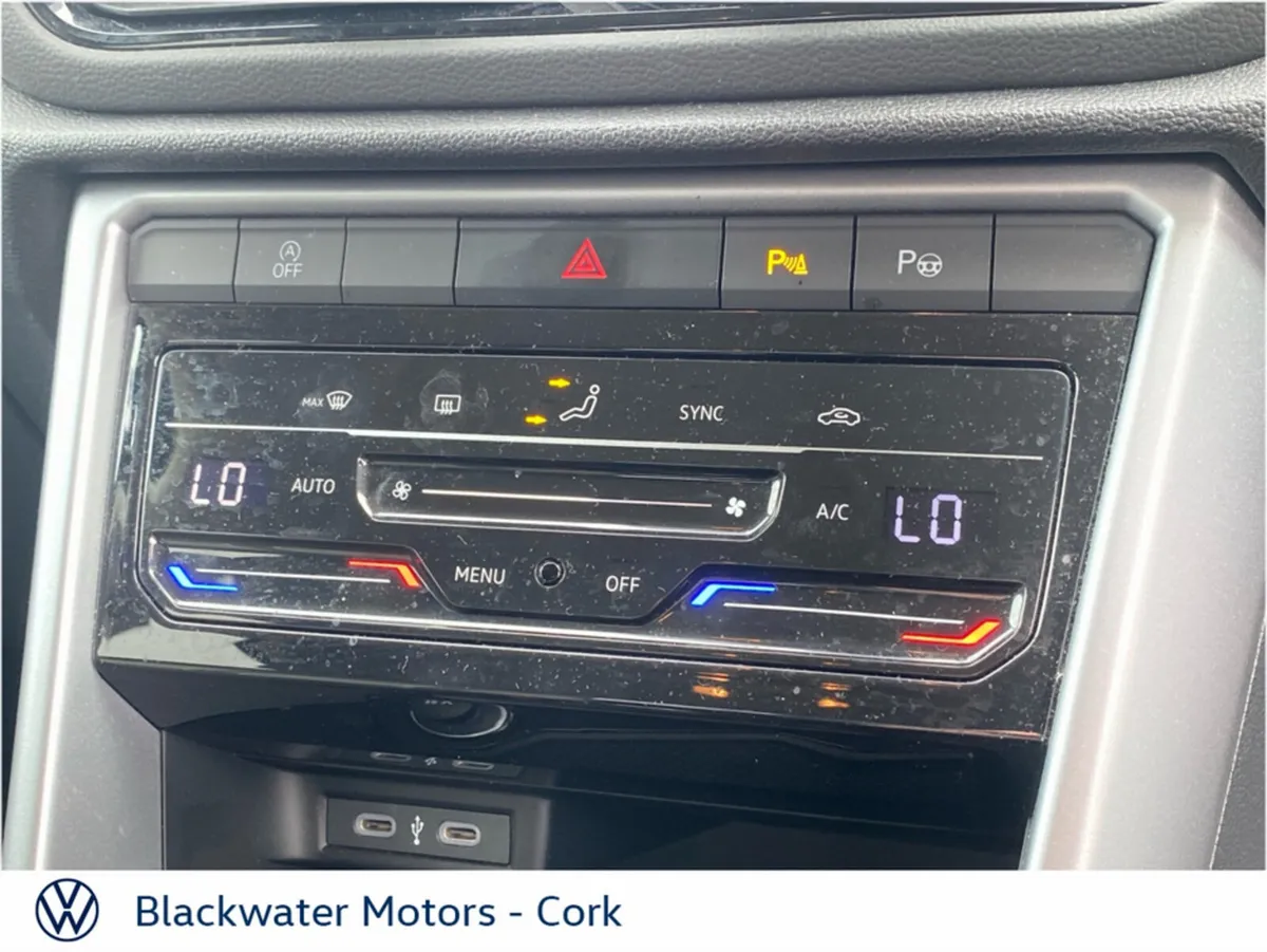 Volkswagen T-Roc SUV, Petrol, 2023, Black