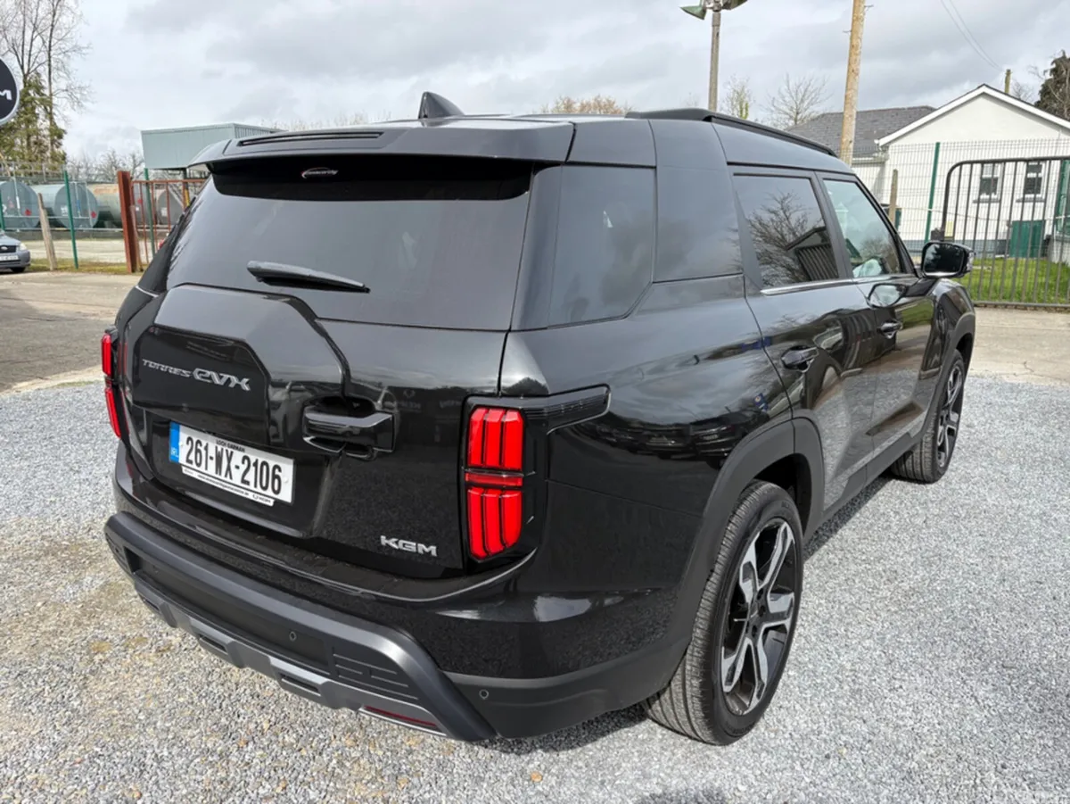 KGM Torres EVX Estate, Electric, 2026, Black