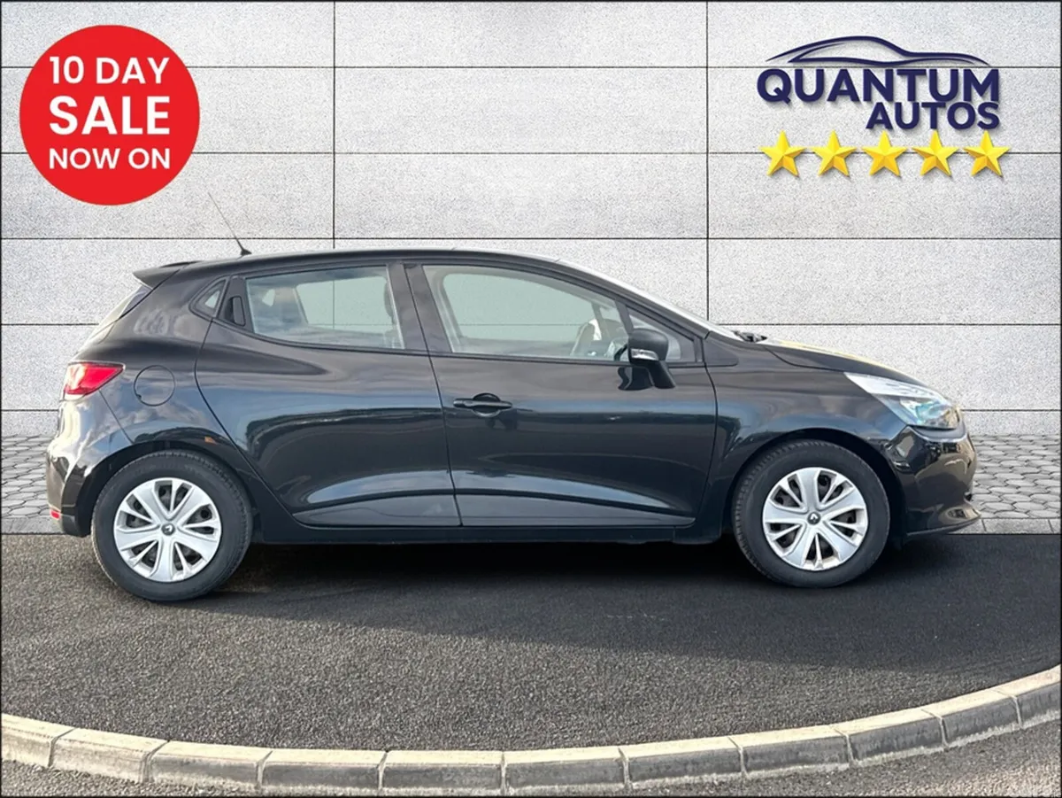 Renault Clio Hatchback, Petrol, 2017, Black