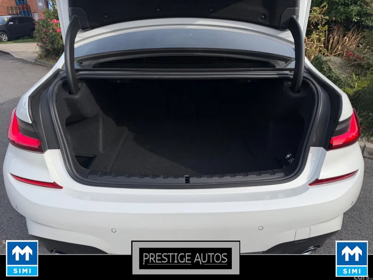 BMW 3-Series Saloon, Diesel, 2019, White