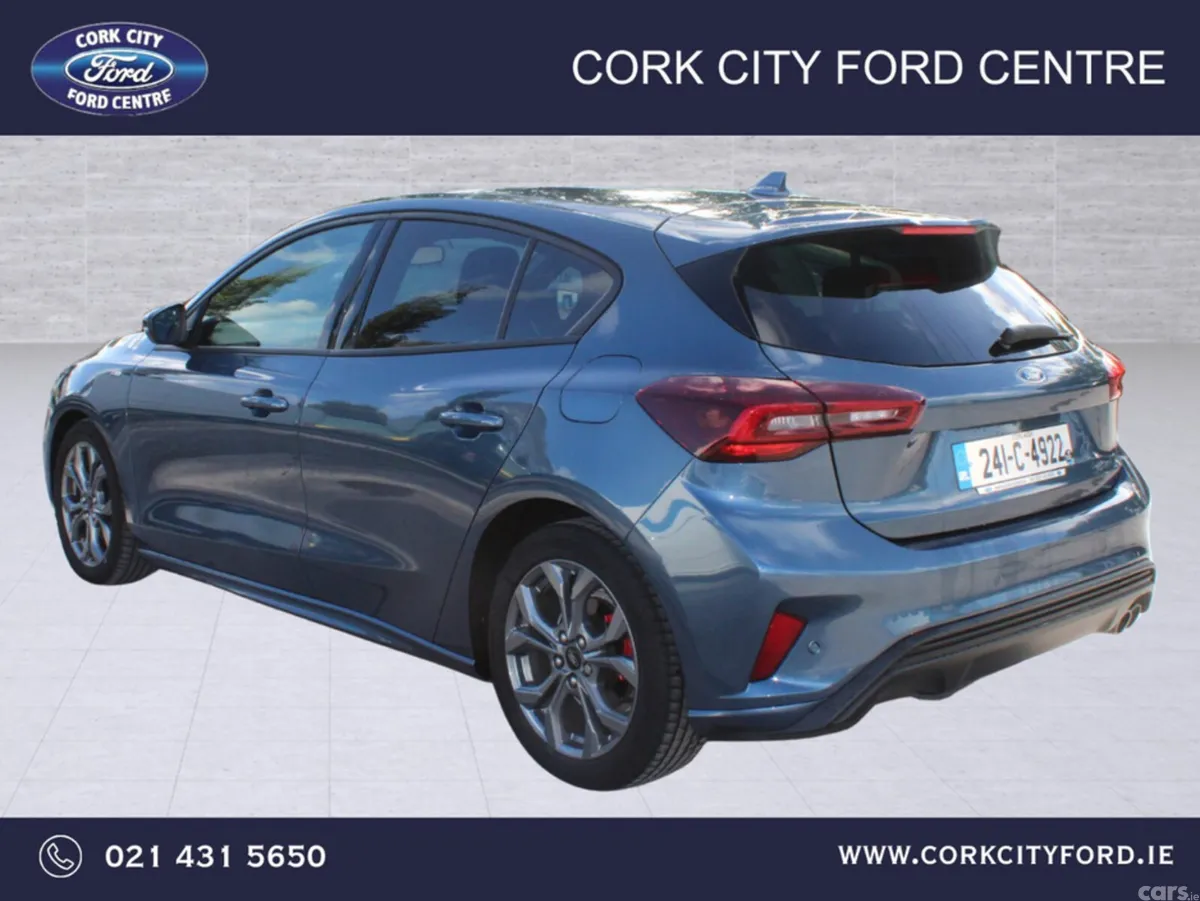 Ford Focus Hatchback, Diesel, 2024, Blue