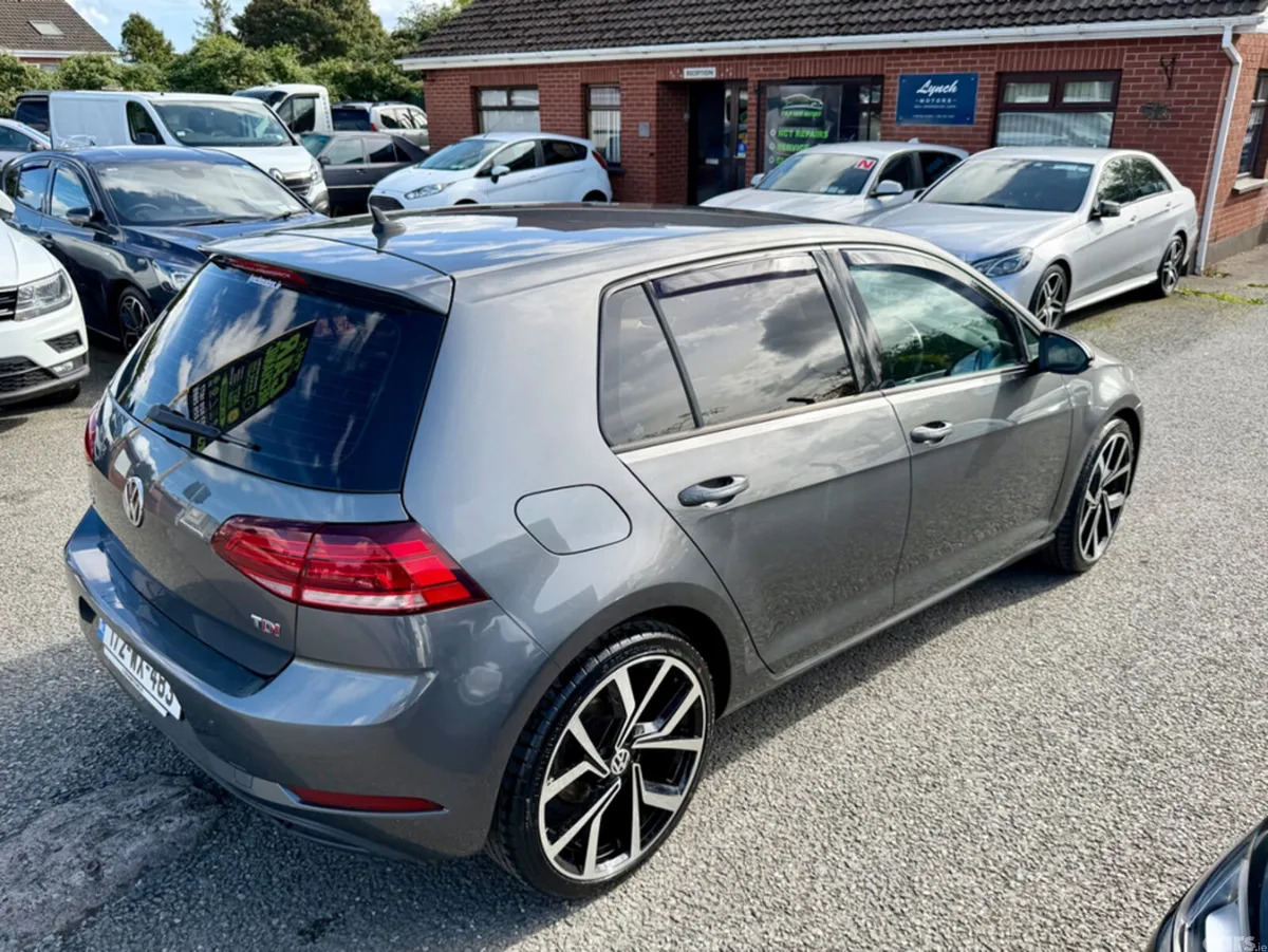 Volkswagen Golf Hatchback, Diesel, 2017, Grey