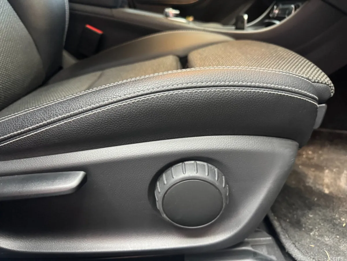 Mercedes-Benz CLA Saloon, Petrol, 2018, Silver