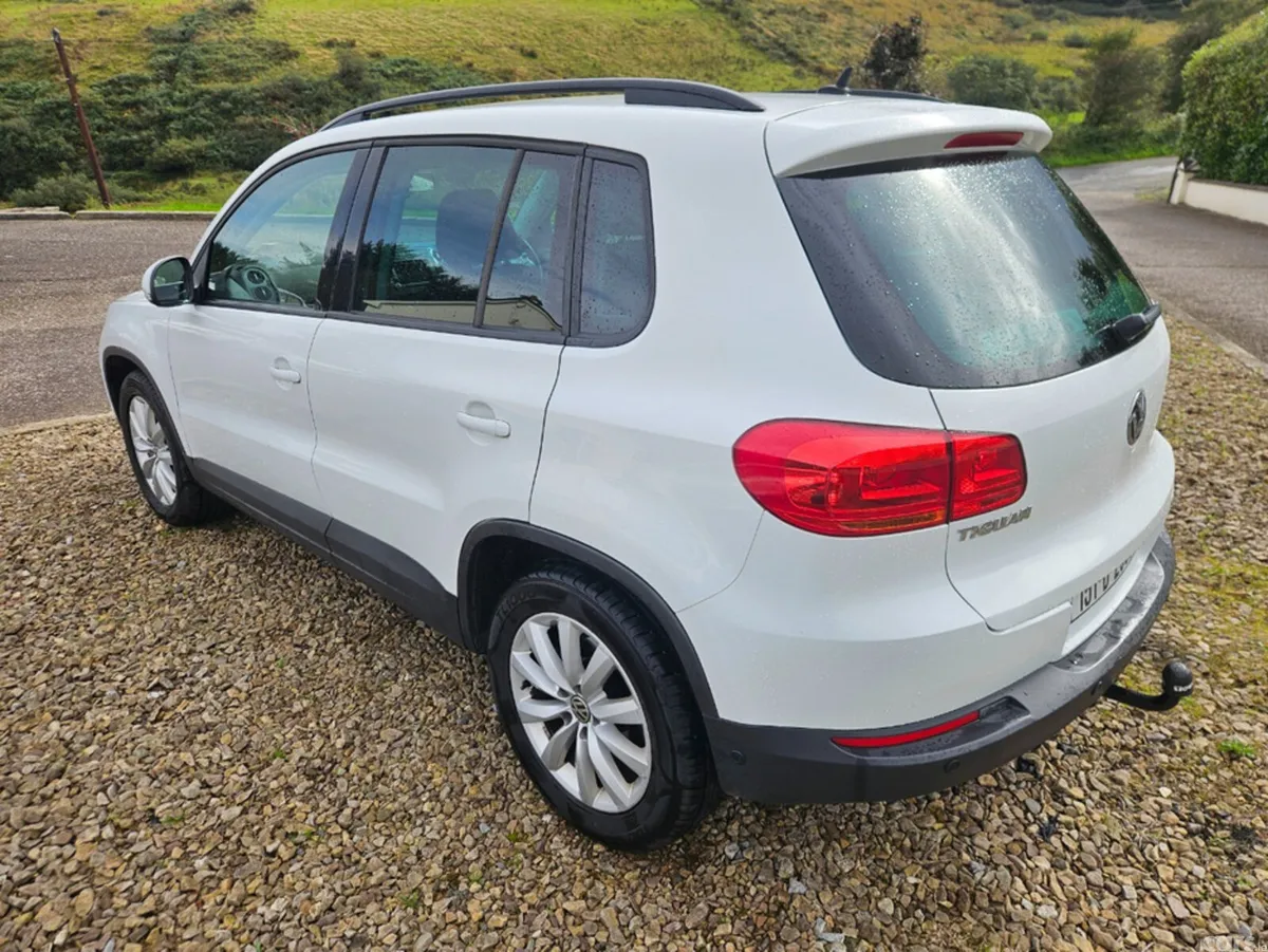 Volkswagen Tiguan SUV, Diesel, 2015, White