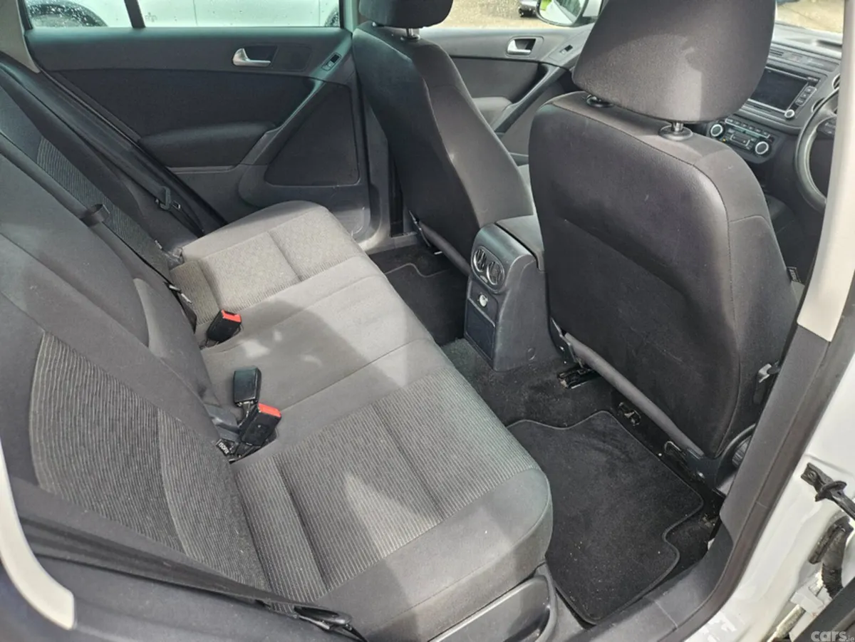Volkswagen Tiguan SUV, Diesel, 2015, White