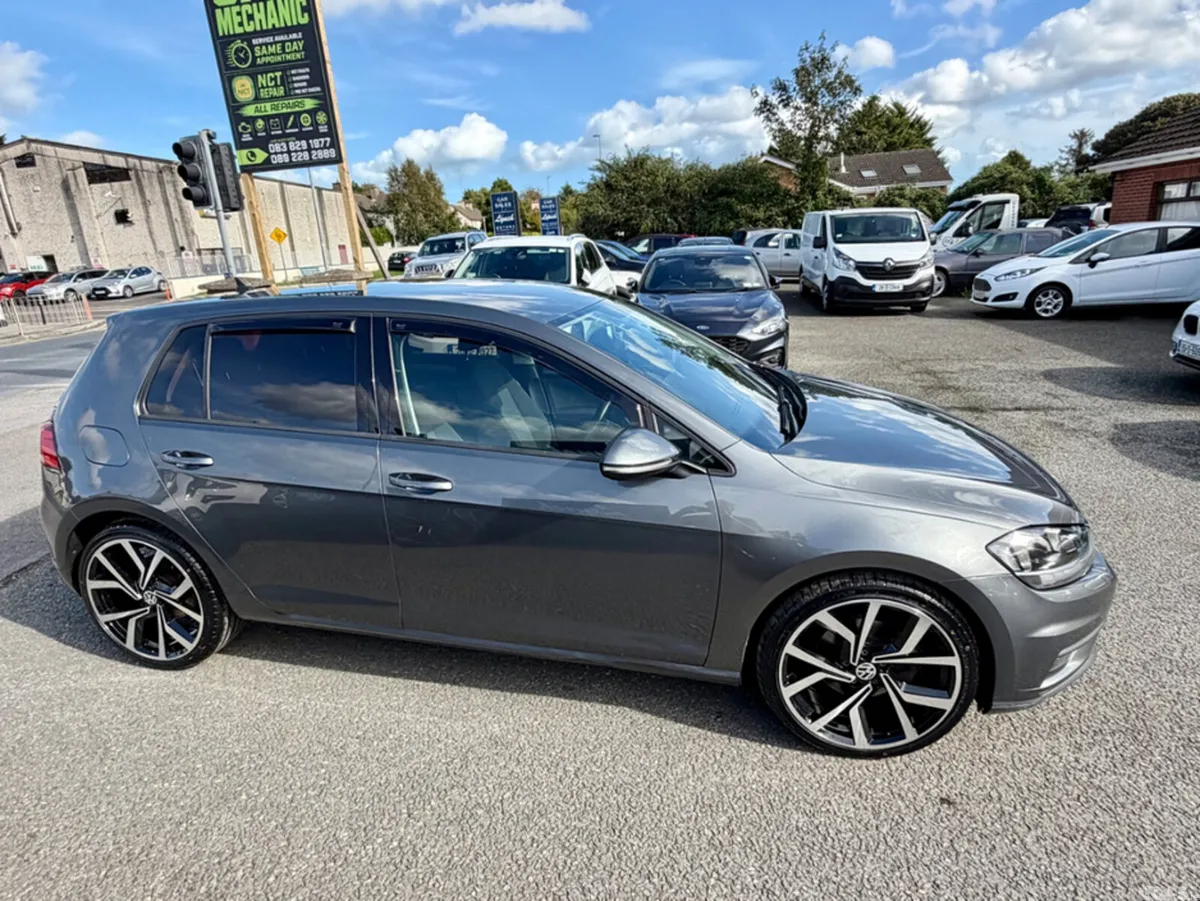 Volkswagen Golf Hatchback, Diesel, 2017, Grey