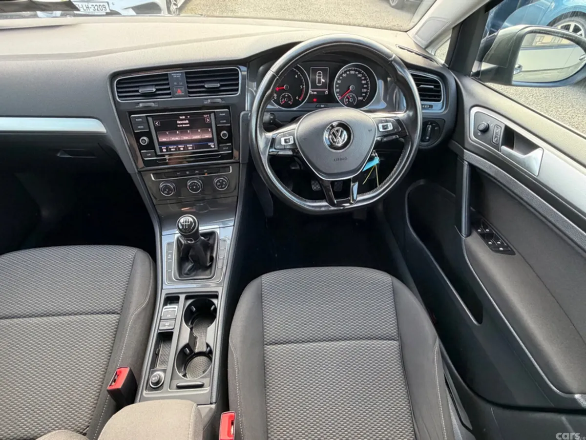 Volkswagen Golf Hatchback, Diesel, 2017, Grey