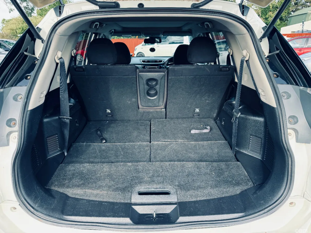 Nissan X-Trail MPV, Diesel, 2016, White