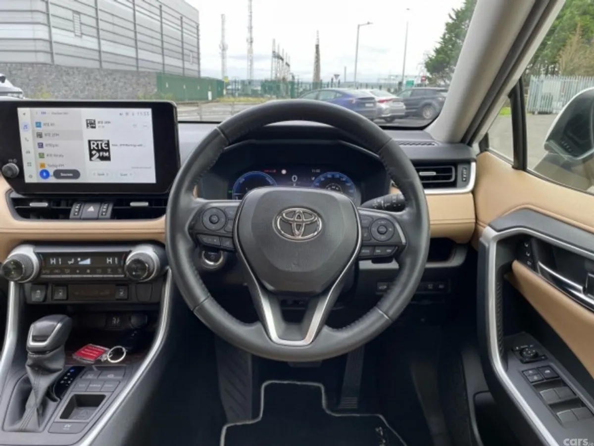 Toyota RAV4 SUV, Petrol Hybrid, 2023, White