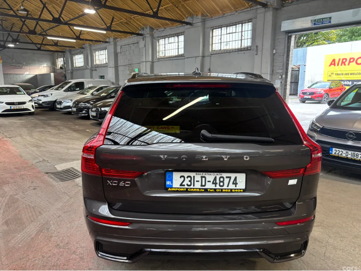 Volvo XC60 SUV, Petrol Plug-in Hybrid, 2023, Grey