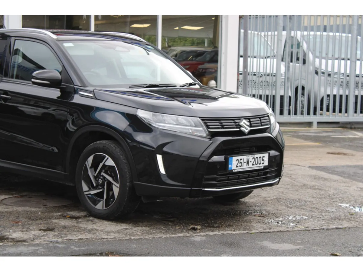 Suzuki Vitara SUV, Petrol Hybrid, 2025, Black