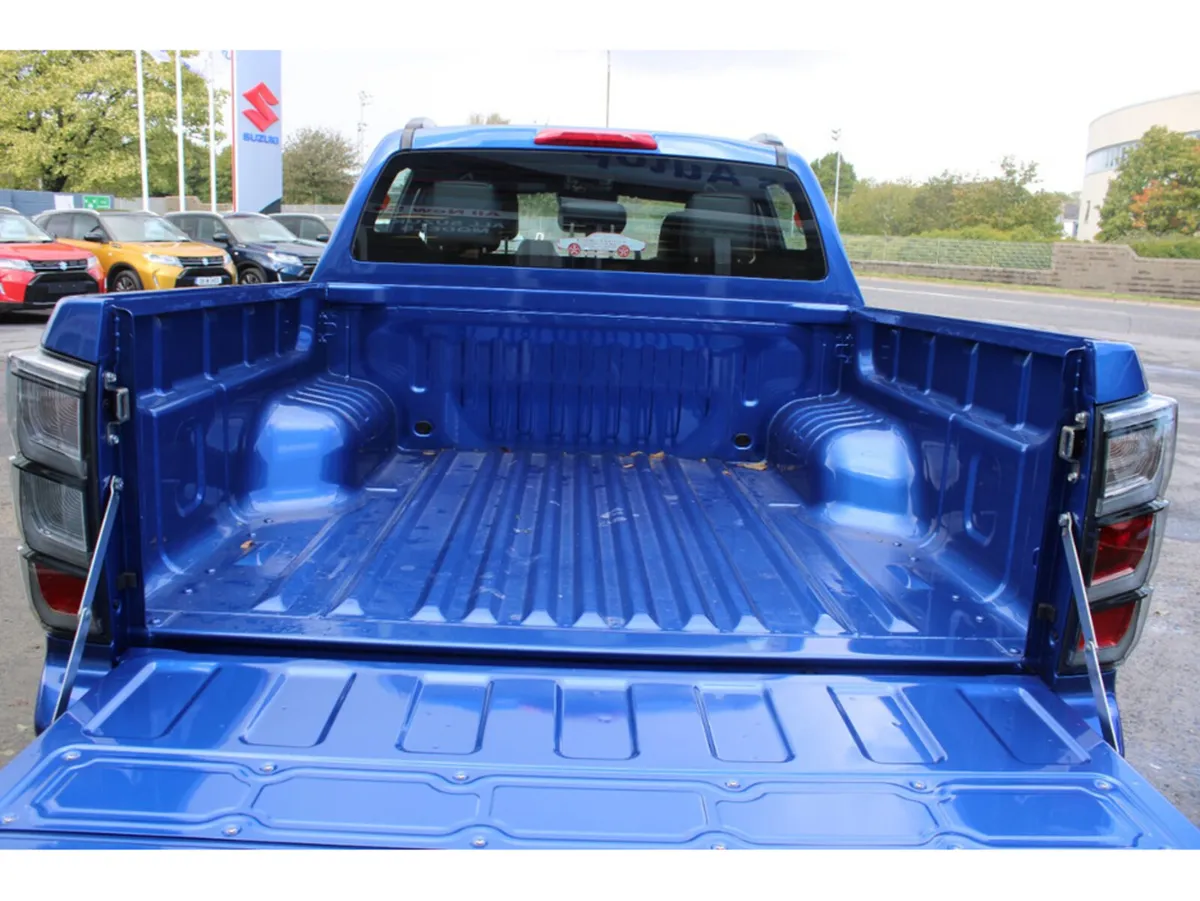 Isuzu D-Max Pick Up, Diesel, 2027, Blue