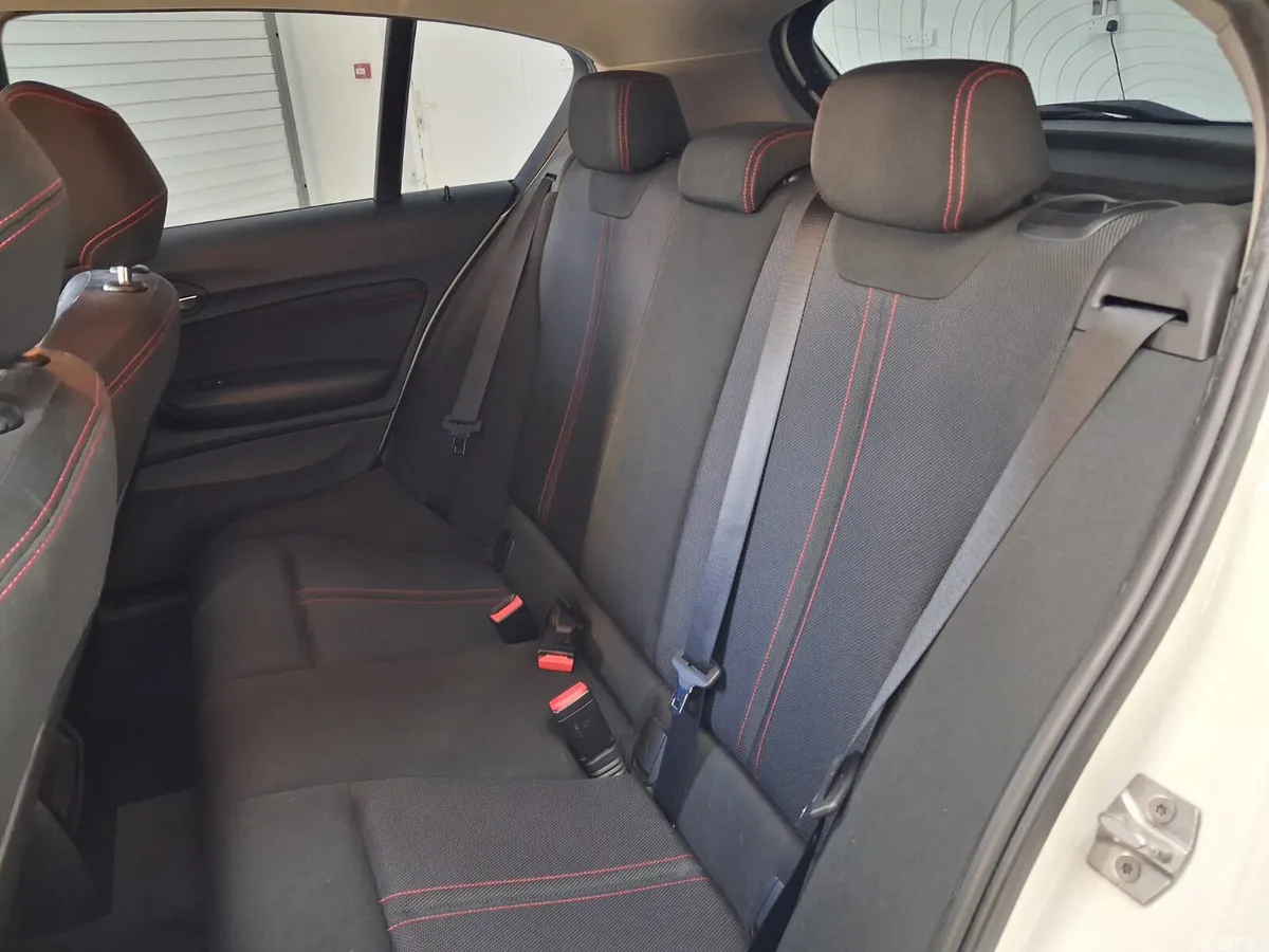 BMW 1-Series Hatchback, Diesel, 2016, White