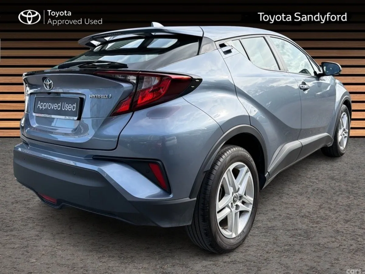 Toyota C-HR SUV, Petrol Hybrid, 2023, Grey