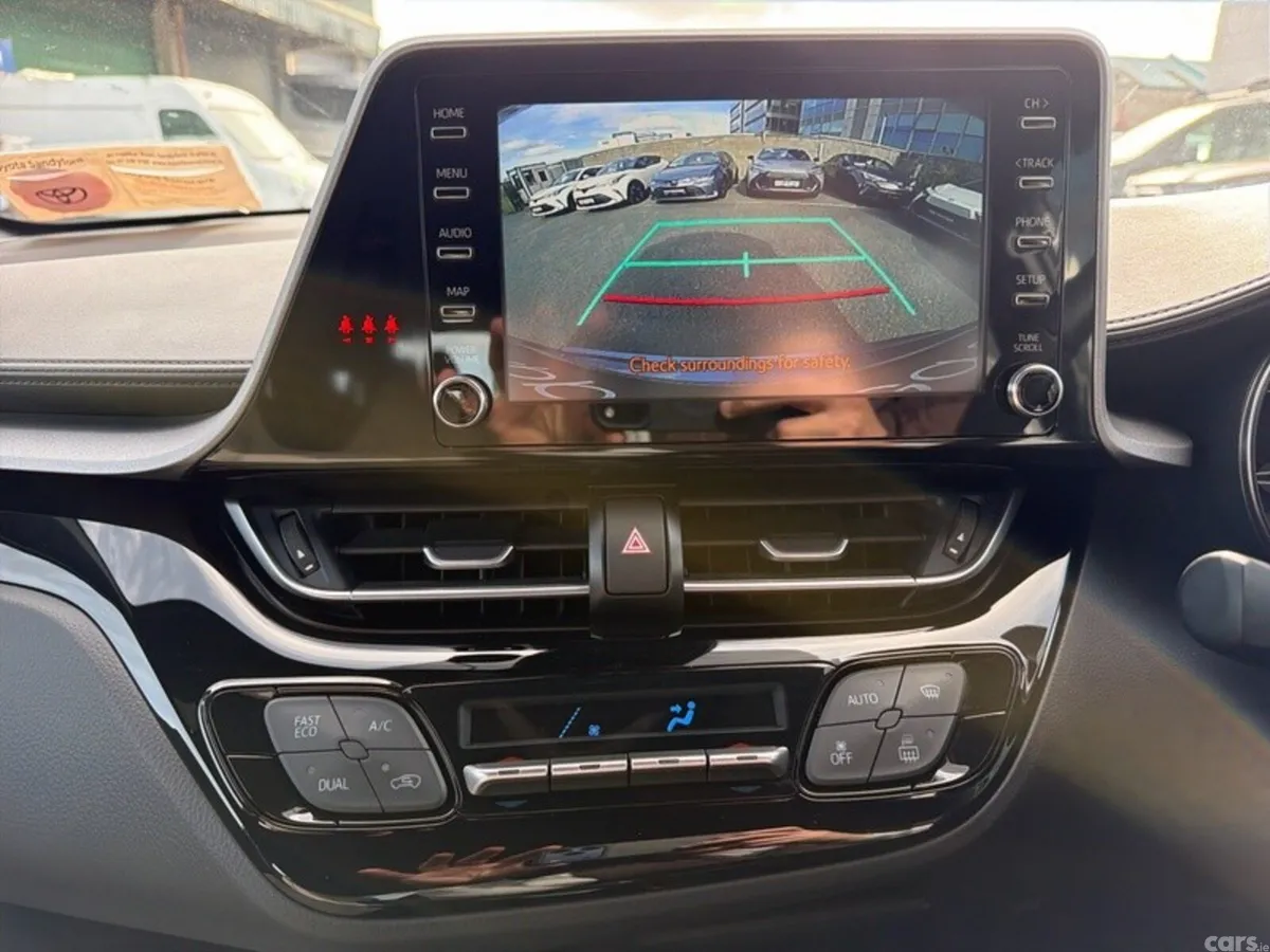 Toyota C-HR SUV, Petrol Hybrid, 2023, Grey