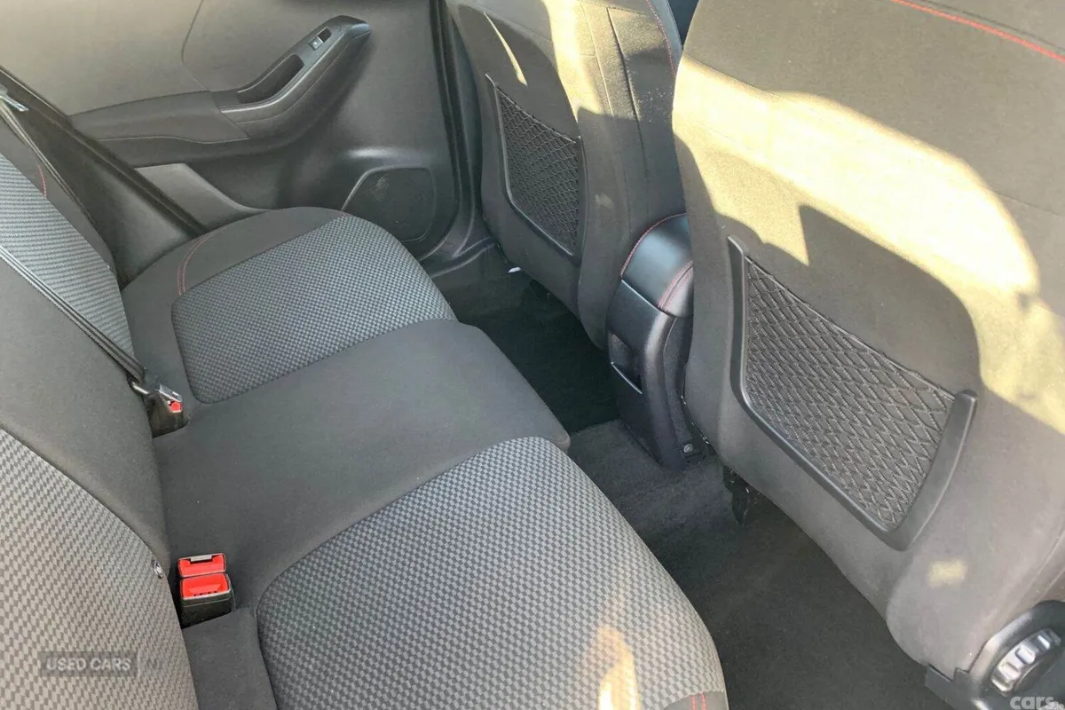 Ford Puma SUV, Petrol, 2023, White