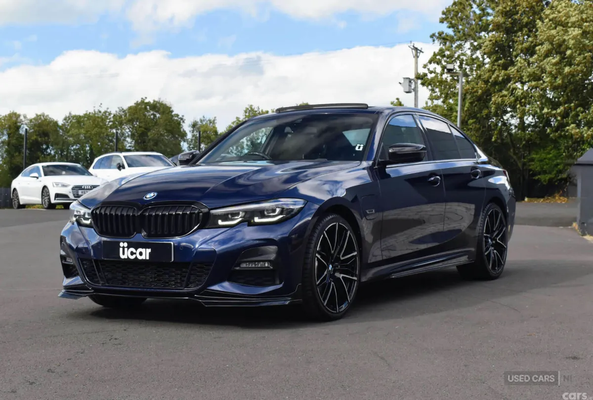 BMW 3-Series Saloon, Electric, 2022, Blue