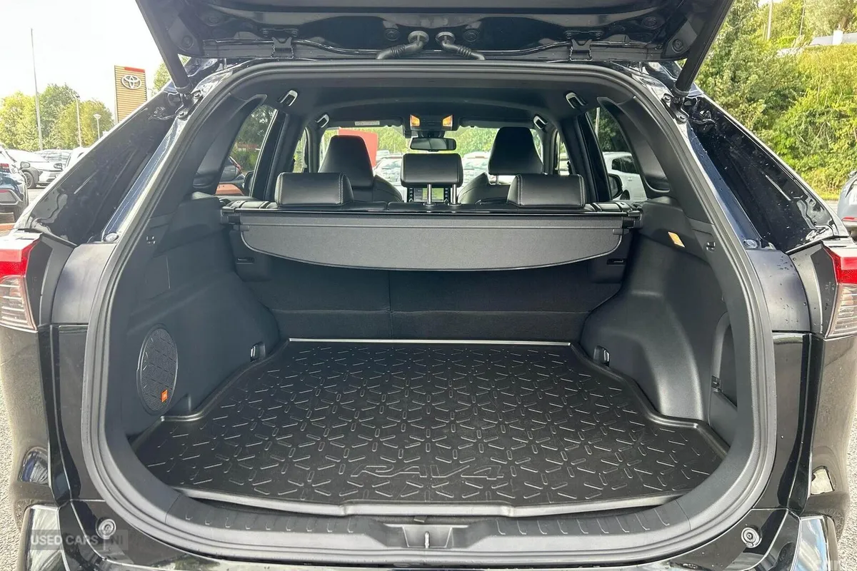 Toyota RAV4 SUV, Petrol Hybrid, 2021, Black