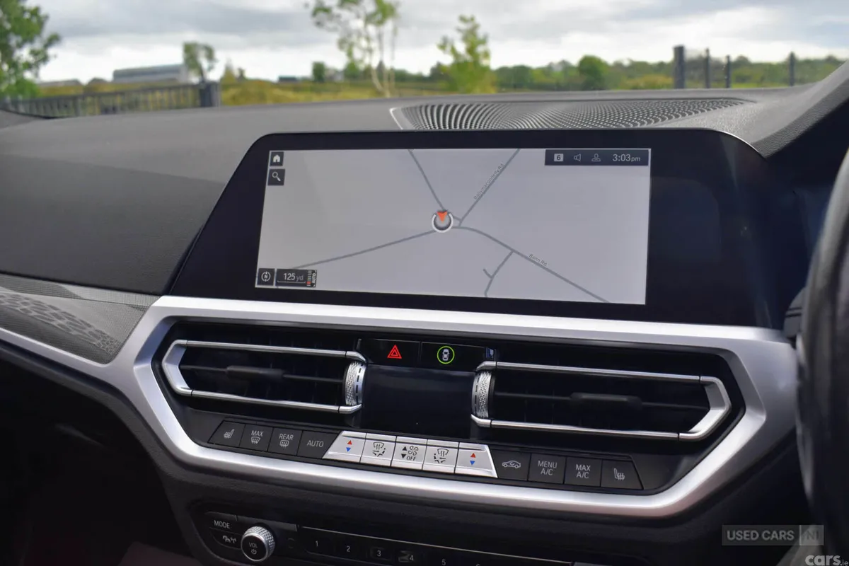 BMW 3-Series Saloon, Electric, 2022, Blue