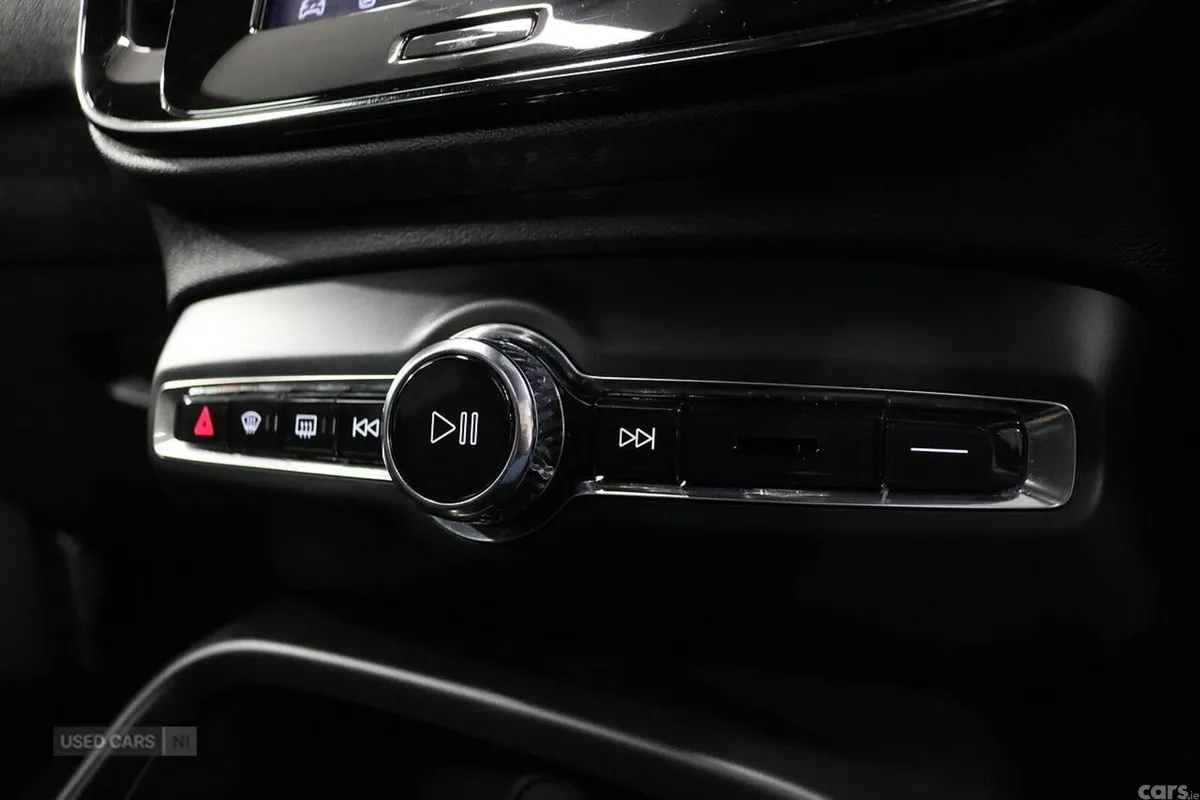 Volvo C40 SUV, Electric, 2023, Blue
