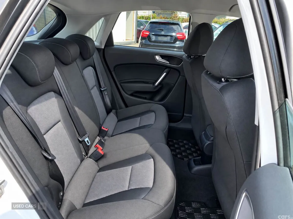 Audi A1 , Petrol, 2015, White