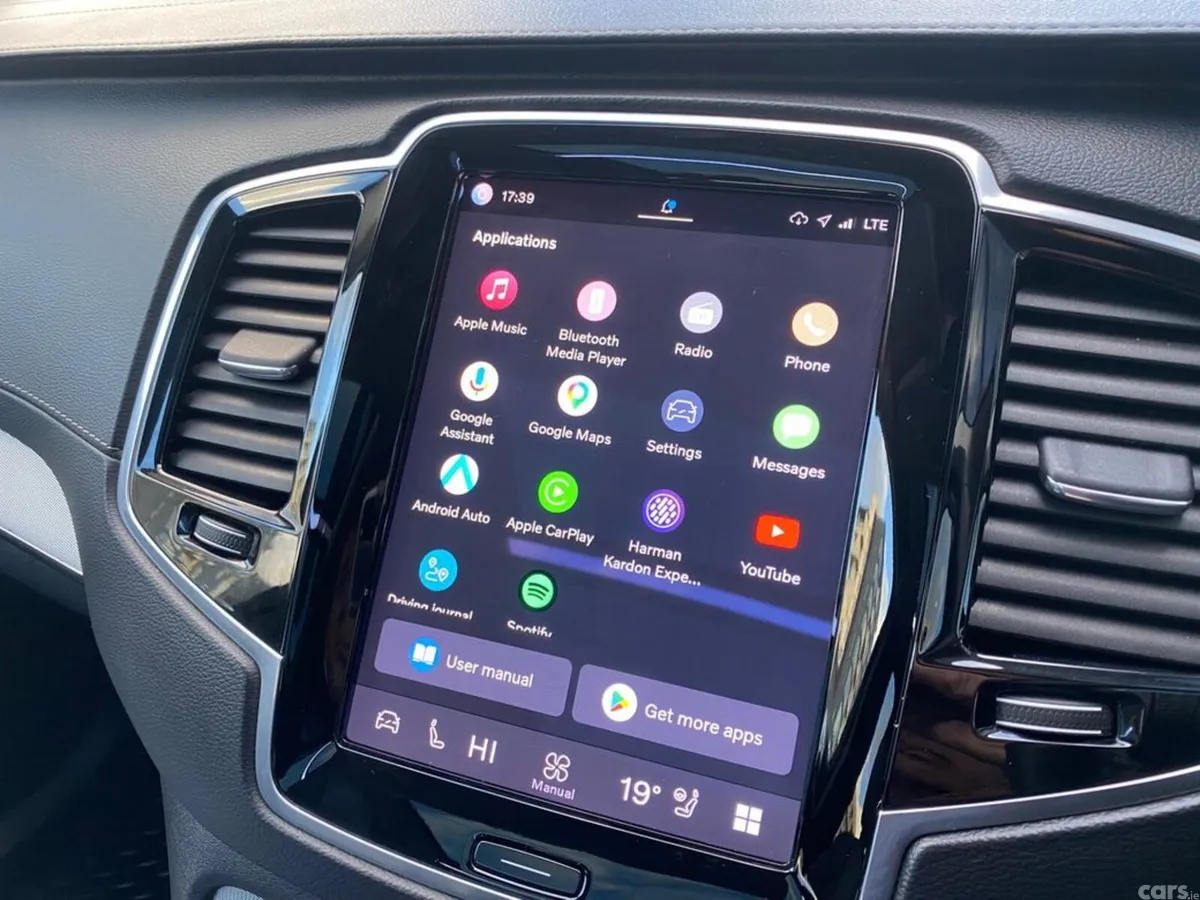 Volvo XC90 Estate, Petrol Plug-in Hybrid, 2023, Silver