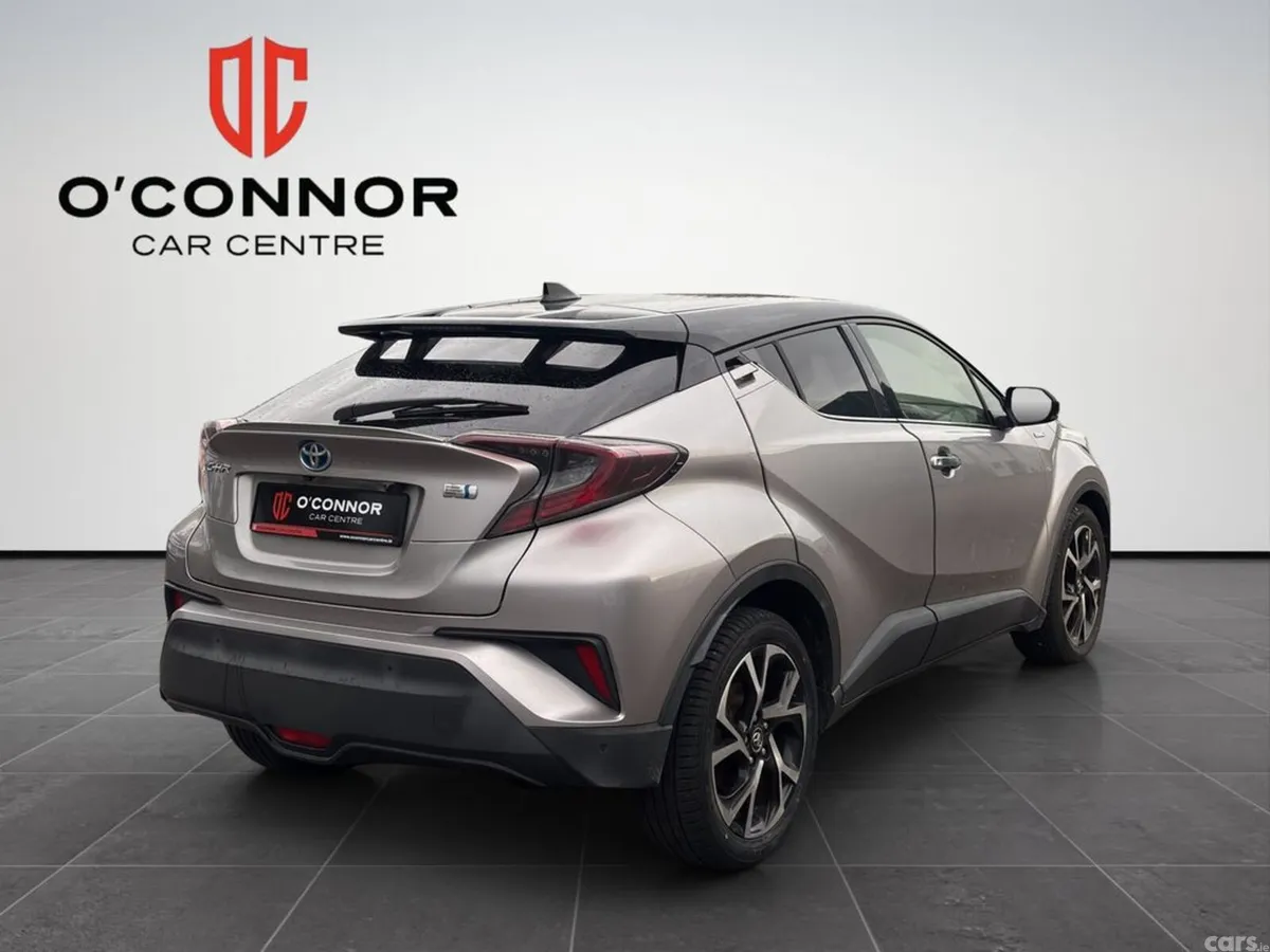 Toyota C-HR SUV, Petrol Hybrid, 2018, Silver