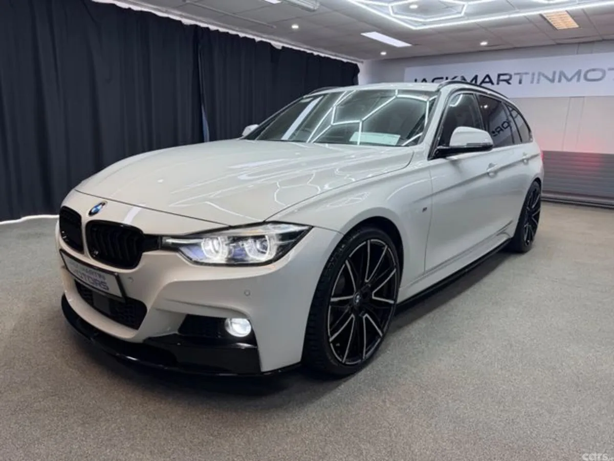 BMW 3-Series Estate, Petrol, 2018, White