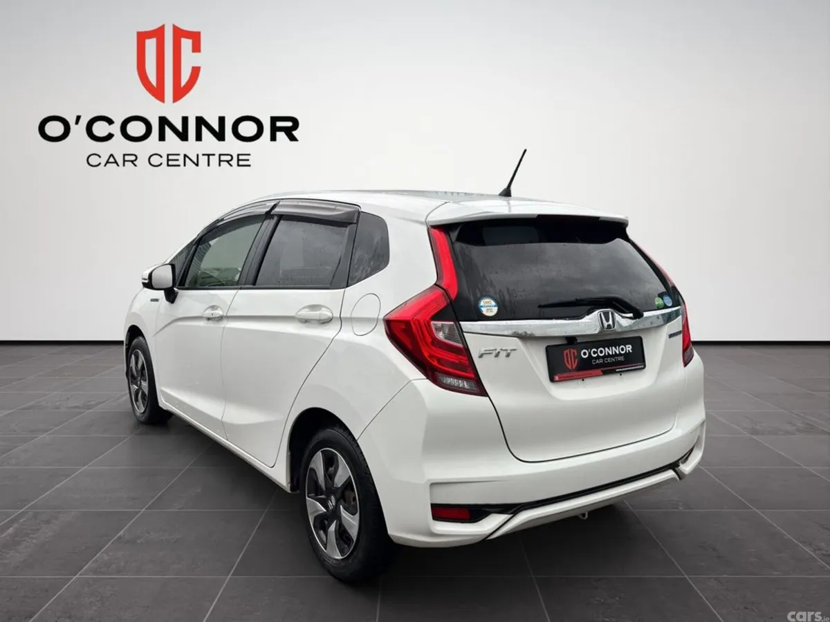 Honda Fit Hatchback, Petrol Hybrid, 2019, White