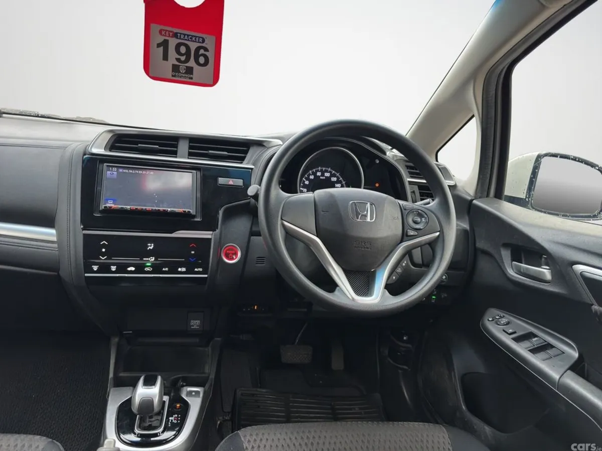 Honda Fit Hatchback, Petrol Hybrid, 2019, White
