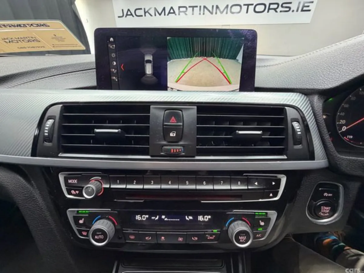 BMW 3-Series Estate, Petrol, 2018, White