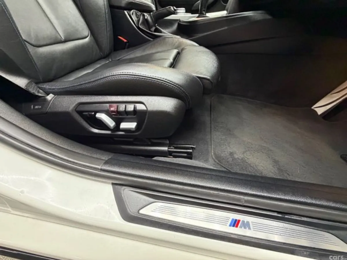 BMW 3-Series Estate, Petrol, 2018, White