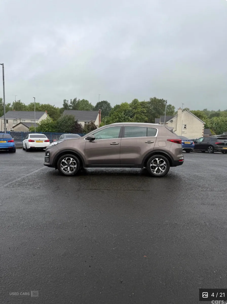 Kia Sportage SUV, Diesel Hybrid, 2021, Brown